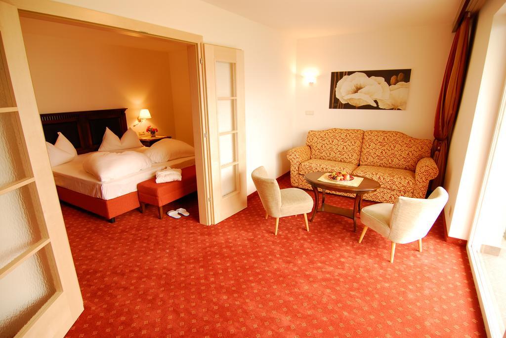 Mirabell Alpine Garden Resort & Spa Siusi Room photo
