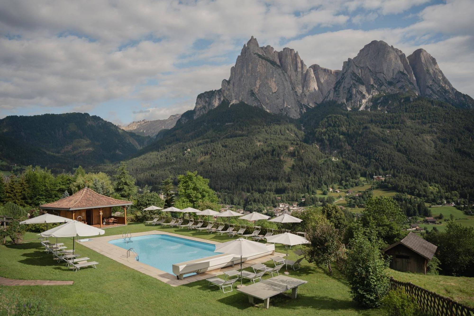 Mirabell Alpine Garden Resort & Spa Siusi Exterior photo